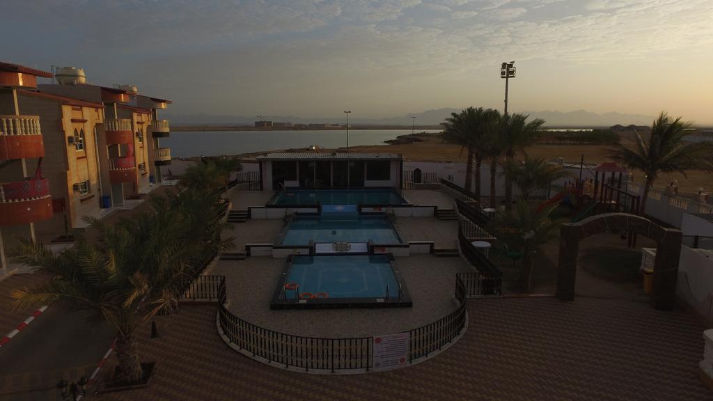 Al Ahmadi Plaza Resort Yanbu Εξωτερικό φωτογραφία