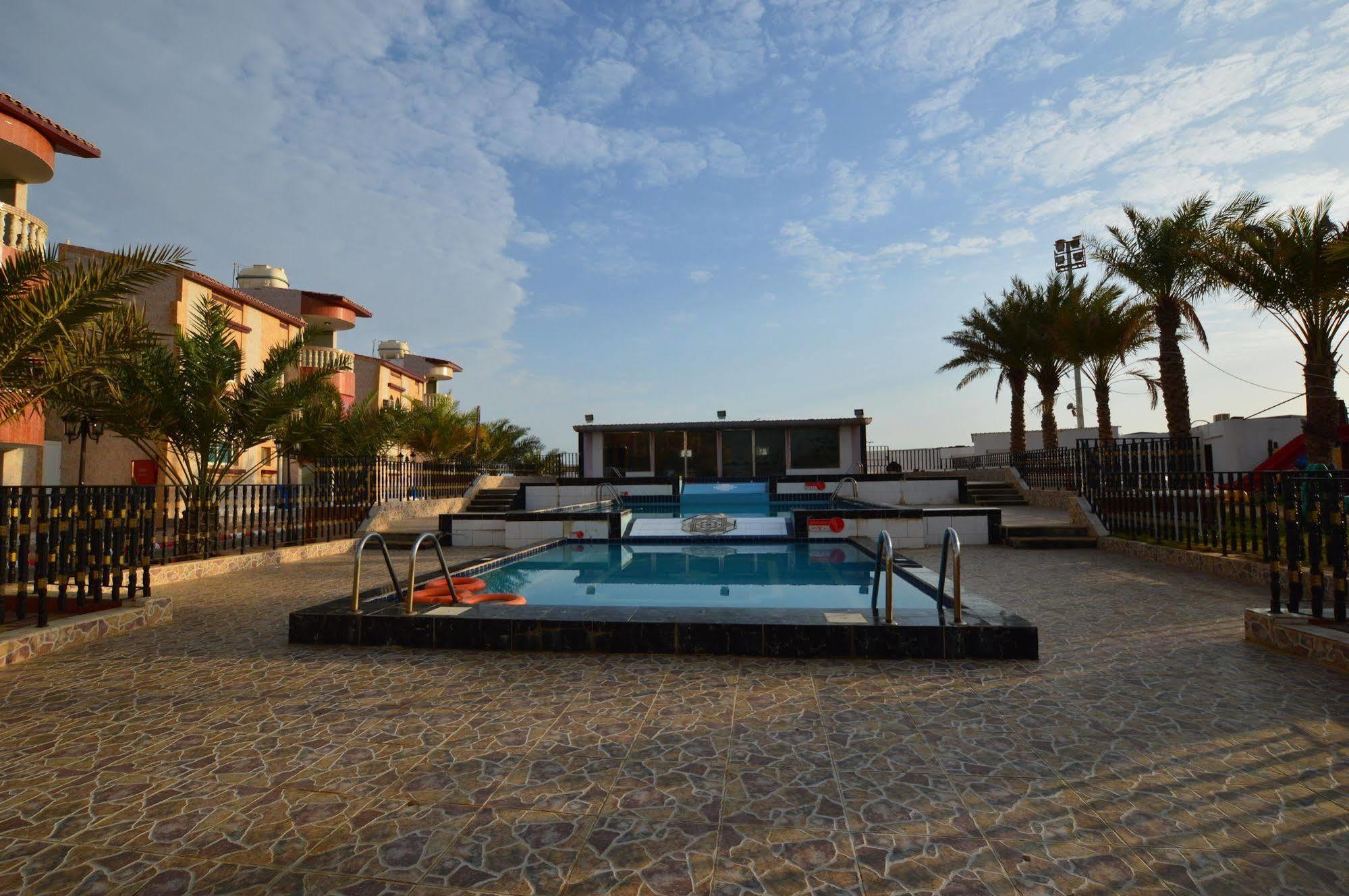 Al Ahmadi Plaza Resort Yanbu Εξωτερικό φωτογραφία