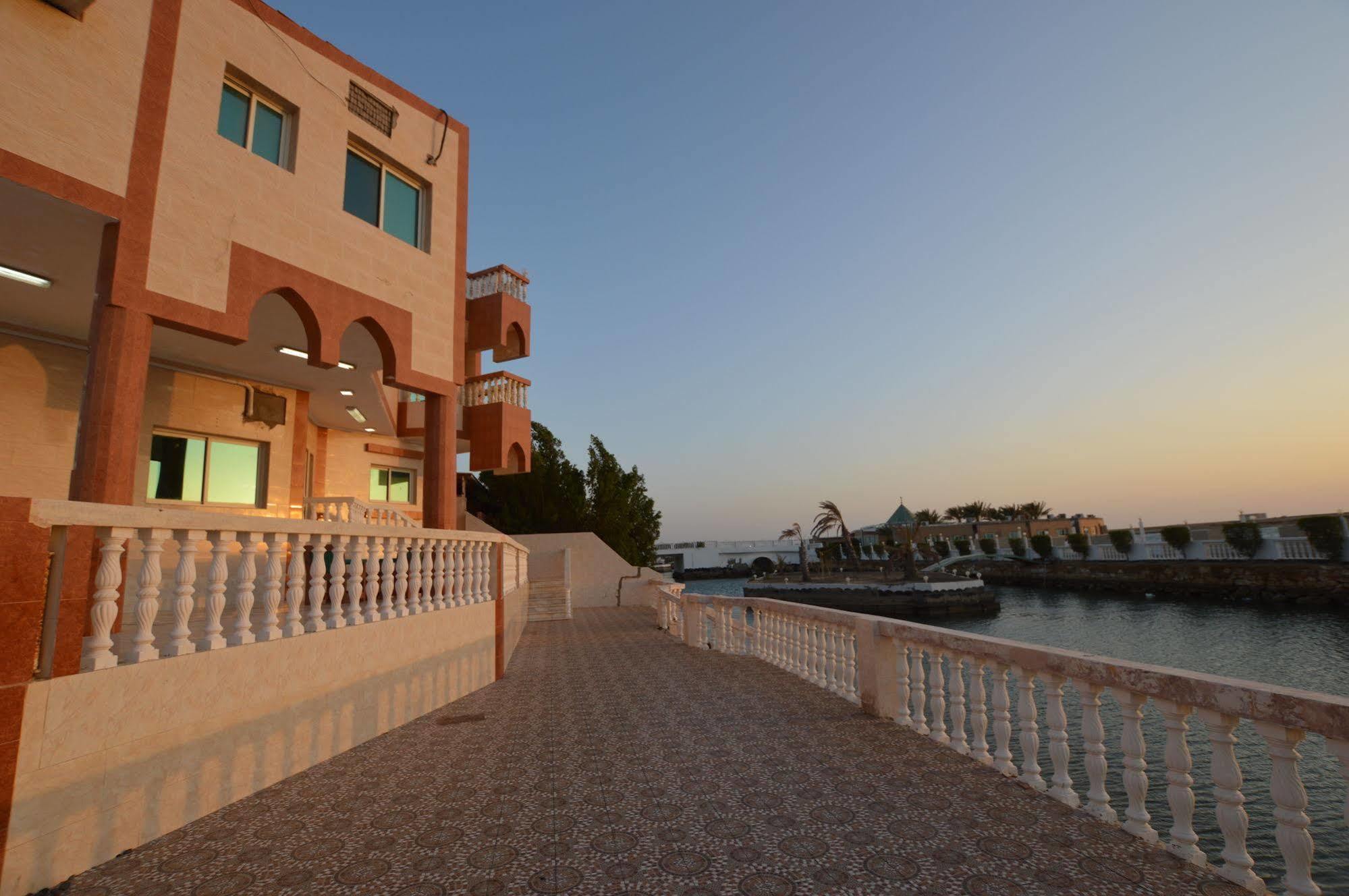 Al Ahmadi Plaza Resort Yanbu Εξωτερικό φωτογραφία